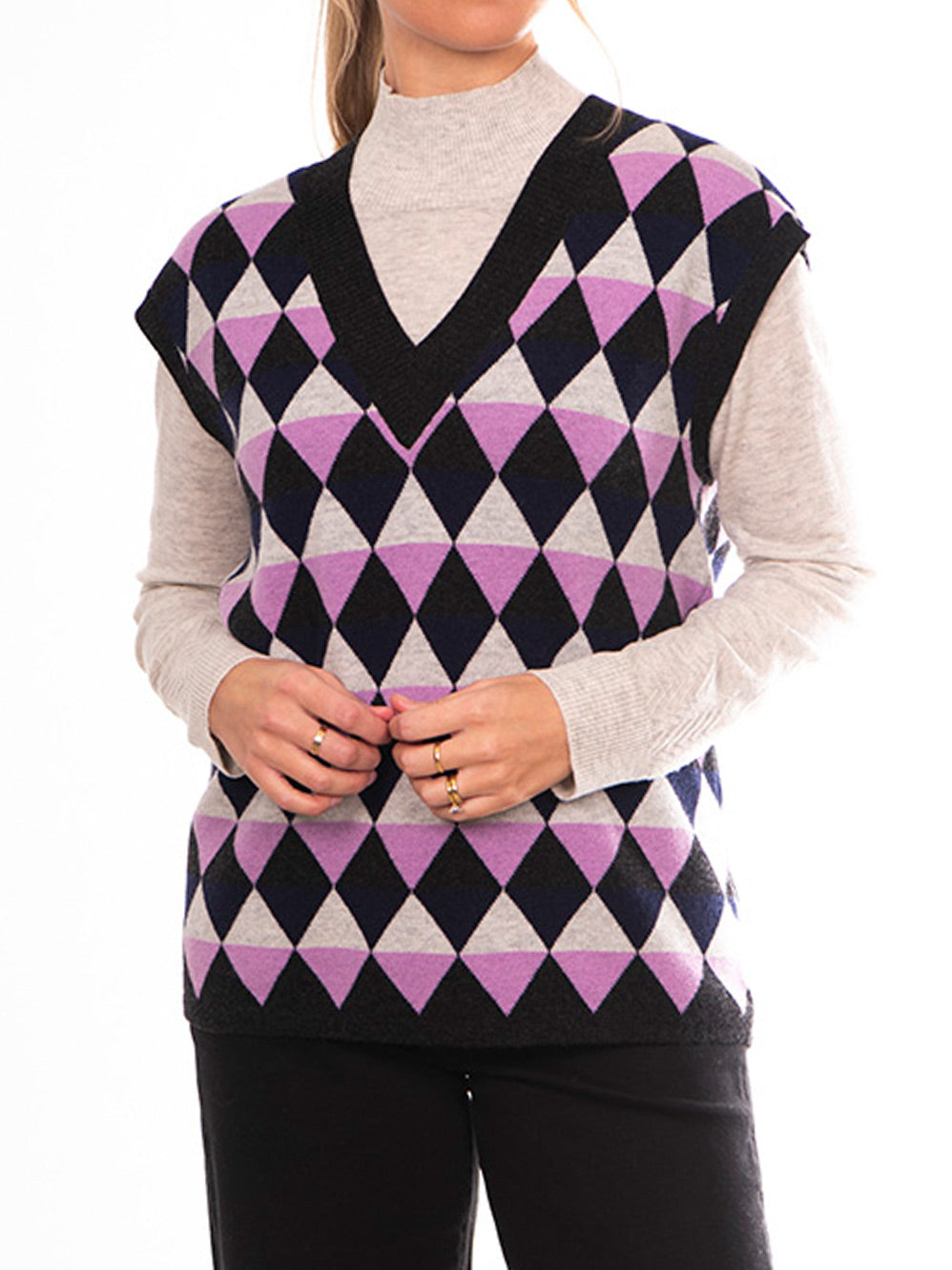 Bridge_And_Lord_BL4620_Triangle_Vest_Lilac_01.jpg